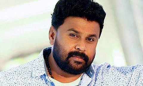 നെഞ്ചിടിപ്പോടെ ദിലീപ് ; വീഡിയോ ദൃശ്യങ്ങളുടെ ശാസ്ത്രീയ പരിശോധന പൂര്ത്തിയായി ; ഫോറന്സിക് ലാബ് റിപ്പോര്ട്ട് കോടതി പരിശോധിക്കും