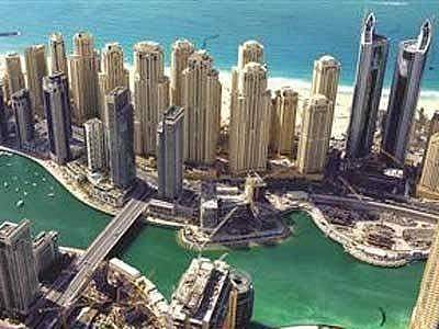 യുഎഇയിലേക്ക് വിസിറ്റിങ് വിസയില് ജോലിക്ക് വരേണ്ടെന്ന് മുന്നറിയിപ്പ്