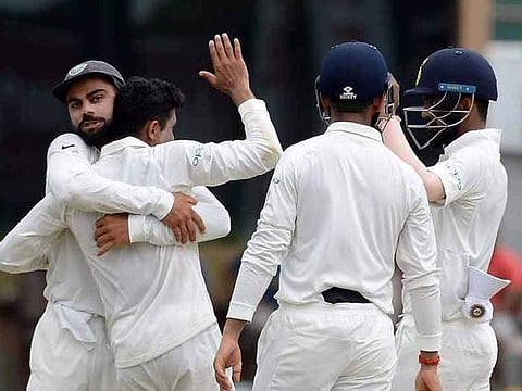 രണ്ടാം ടെസ്റ്റിലും ലങ്കയ്ക്ക് രക്ഷയില്ല; ഇന്ത്യയ്ക്ക് ജയവും പരമ്പരയും