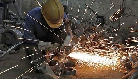 രാജ്യത്തെ വ്യാവസായിക ഉത്പാദന നിരക്ക് കുത്തനെ കുറഞ്ഞു