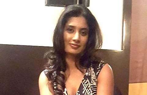 ഇതാണ് മറുപടി; സദാചാര പൊലീസുകാരെ എങ്ങനെ ബൗണ്ടറി കടത്തണമെന്ന് മിതാലിക്കറിയാം