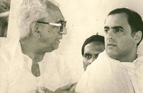 കെ കരുണാകരന് രാജിവ് ഗാന്ധിക്കൊപ്പം (എക്സ്പ്രസ് ഫയല് ഫോട്ടോ)
