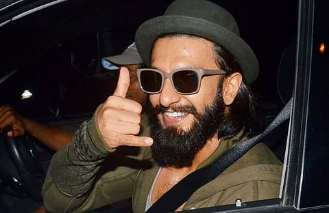 സ്ക്രീനില് കപില് ദേവ് ആയി വരുന്നത് രണ്വീര് തന്നെ