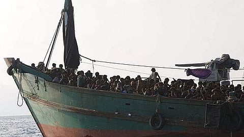 റോഹിന്ഗ്യന് അഭയാര്ത്ഥികള് സഞ്ചരിച്ച ബോട്ട് മറിഞ്ഞ് 14 മരണം