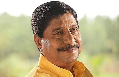 ദിലീപ് ആ മണ്ടത്തരം ചെയ്യില്ല; നിരപരാധിത്വം കാലം തെളിയിക്കുമെന്ന് ശ്രീനിവാസന്