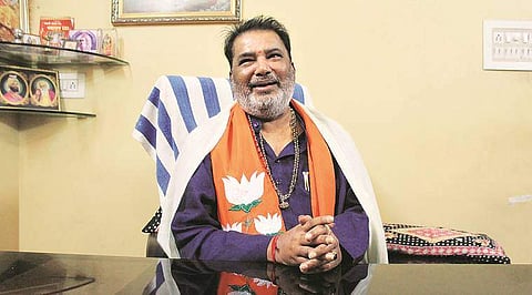 വകുപ്പ് വിഭജനം ഗുജറാത്തില് ബിജെപിക്ക് പൊല്ലാപ്പാവുന്നു; പ്രതിഷേധവുമായി മറ്റൊരു മന്ത്രി കൂടി