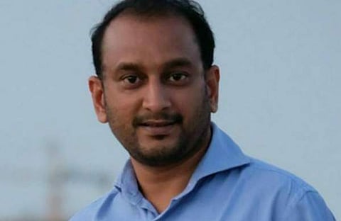 ബാറുകളുടെ ദൂരപരിധി കുറച്ചത് കോടിയേരിയുടെ മകന് വൈസ് ചെയര്മാനായ സ്വകാര്യഹോട്ടലിനെ സഹായിക്കാന് ; ആരോപണവുമായി മുസ്ലിം യൂത്ത് ലീഗ്