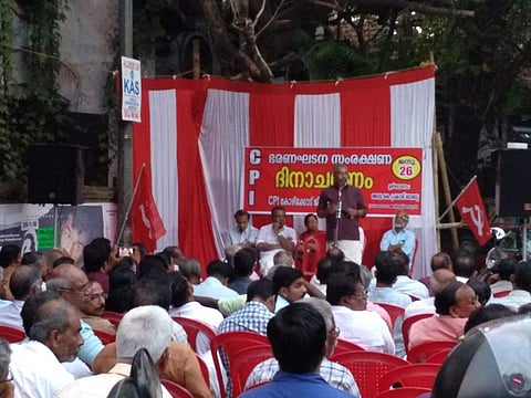 എന്വി ബാലകൃഷ്ണനൊപ്പം കൂടുതല് പേര് സിപിഎം വിട്ട് സിപിഐയിലേക്ക്