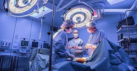 കാരുണ്യ ഉള്പ്പെടെ സൗജന്യ ചികിത്സാപദ്ധതികളില് നിന്നും സ്വകാര്യ ആശുപത്രികള് പിന്മാറുന്നു