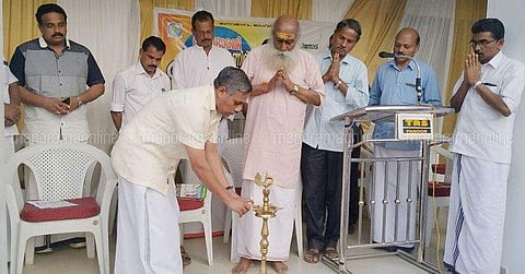 ആര്എസ്എസ് പരിപാടിയില് ലോക്കല് സെക്രട്ടറി സംബന്ധിച്ചത് സിപിഎം അറിയാതെയെന്ന് ഏരിയ സെക്രട്ടറി ; പങ്കെടുത്തത് സമാധാന ശ്രമങ്ങളുടെ ഭാഗമായെന്ന് കെ കെ പ്രേമന്