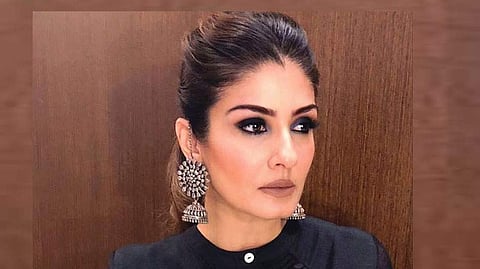 നഗരത്തിൽ ഗതാഗത തടസം സൃഷ്ടിച്ചു: ബോളിവുഡ് താരം രവീണ ടണ്ടനെതിരെ കേസ്