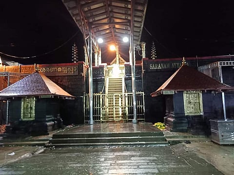 'പുരോഗമന രാഷ്ട്രീയ പ്രസ്ഥാനങ്ങളുടെ സ്ത്രീ ശാക്തീകരണ പ്രവര്ത്തനങ്ങളുടെ ഉപരിപ്ലവതയാണ് മറ നീക്കി പുറത്തു വരുന്നത്' ഫെയ്സ് ബുക്ക് പോസ്റ്റ് വൈറല്