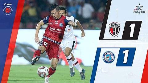 പത്ത് പേരായി ചുരുങ്ങിയിട്ടും സ്വന്തം തട്ടകത്തിൽ സമനിലയോടെ മത്സരം രക്ഷിച്ചെടുത്ത് വടക്കുകിഴക്കൻമാർ ഒന്നാമത്