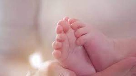 ഭക്ഷണം തൊണ്ടയില് കുടുങ്ങി ആറ് മാസം പ്രായമുളള കുഞ്ഞ് മരിച്ചു