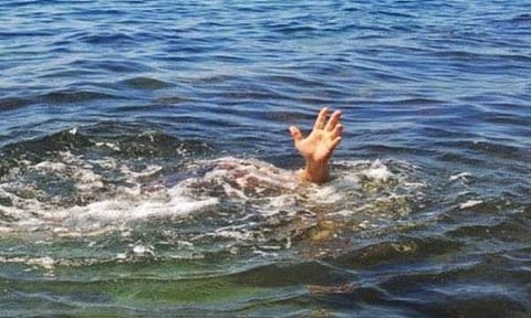 രണ്ട് എന്ജിനീയറിങ് വിദ്യാര്ത്ഥികള് ക്ഷേത്രക്കുളത്തില് മുങ്ങിമരിച്ചു