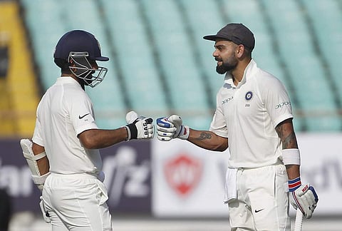 പൃഥ്വിയുടെ അരങ്ങേറ്റ ശതകം, കോഹ്ലിയുടേയും പൂജാരയുടേയും അർധ സെഞ്ച്വറികൾ; ഒന്നാം ദിനം ഇന്ത്യക്ക് സ്വന്തം