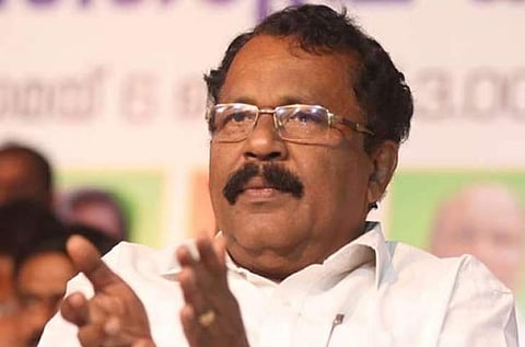 ശബരിമലയില് ആരുടെ പിന്തുണയും സ്വീകരിക്കും, വിധി മറികടക്കാന് നിയമനിര്മ്മാണം നടത്തേണ്ടത് സംസ്ഥാന സര്ക്കാരെന്ന് പി എസ് ശ്രീധരന് പിള്ള