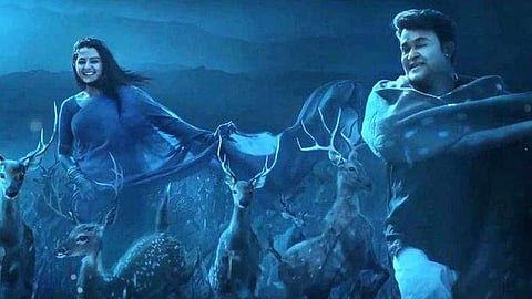 പ്രണയാതുരനായി മോഹന്ലാല്; 'അമ്പ്രാട്ടിയുടെ ആ മോഹം ഞാന് സാധിച്ചുകൊടുക്കും' ഒടിയനിലെ ആദ്യഗാനം ഹിറ്റ്