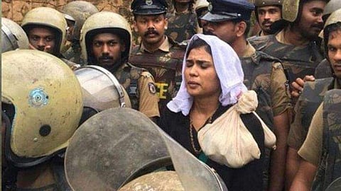 രഹന ഫാത്തിമയെ മൂന്നു ദിവസം കസ്റ്റഡിയില് വേണമെന്ന് പൊലീസ് ; കോടതി വിധി നാളെ