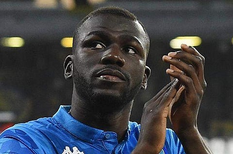 കുരങ്ങന്റെ ശബ്ദമുണ്ടാക്കി കൗലിബലിക്കെതിരെ കാണികൾ; കറുത്തവനായതിൽ അഭിമാനമെന്ന് താരം