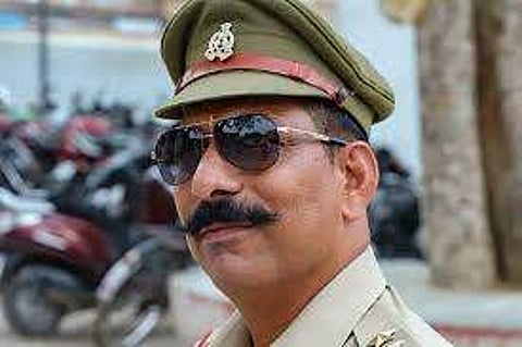 ബുലന്ദ്ശഹറില് കൊല്ലപ്പെട്ട പൊലീസുദ്യോഗസ്ഥന് ഹിന്ദുപരിപാടികളോട് സഹകരിക്കാത്തയാള്: ഇയാളുടെ സ്ഥലം മാറ്റത്തിനായി ബിജെപി നേതാക്കാള് ശ്രമിച്ചിരുന്നതായി റിപ്പോര്ട്ട്