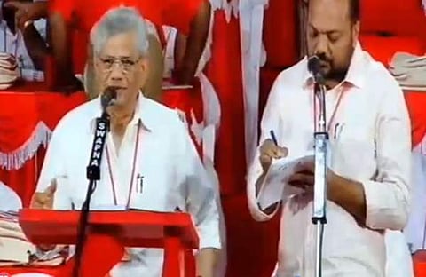 മൗനമോഹന് സിങ് പോയി, മൗനേന്ദ്ര മോദി വന്നു: പ്രധാനമന്ത്രിക്കെതിരെ വിമര്ശനവുമായി സീതാറാം യെച്ചൂരി