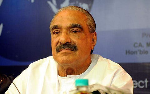 ബാര്കോഴക്കേസില് സിബിഐ അന്വേഷണം ഇല്ല ; ഹര്ജി സുപ്രീംകോടതി തള്ളി