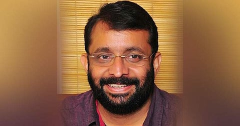 ശ്രീരാമകൃഷ്ണന്റെ കണ്ണടയ്ക്ക് 'അരലക്ഷം' രൂപ ; ആരോഗ്യമന്ത്രിക്ക് പിന്നാലെ സ്പീക്കറും കണ്ണട വിവാദത്തില്