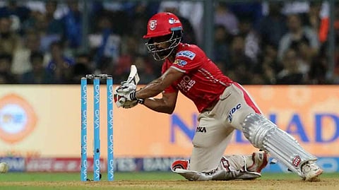 വൃദ്ധിമാൻ സാഹയ്ക്ക് ലോക റെക്കോർഡ്; സെഞ്ച്വുറി നേട്ടം 20 പന്തിൽ നിന്ന്