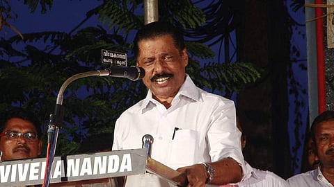 കീഴാറ്റൂരില് സംഘര്ഷത്തിനില്ല ; മേല്പ്പാത അടക്കമുള്ള ബദല് സാധ്യത തേടുമെന്ന് സിപിഎം