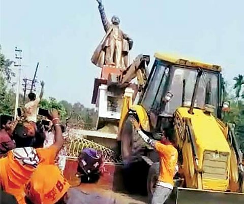 ലെനിനിന്റെ പ്രതിമ തകര്ത്തതില് പാര്ട്ടിക്ക് പങ്കില്ലെന്ന് ബിജെപി