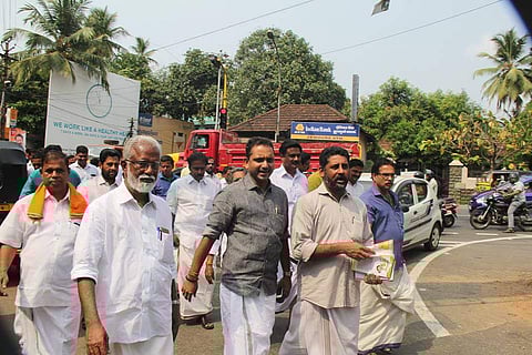 കുടുംബശ്രീ തുടങ്ങിയത് മോദി സര്ക്കാര്; ബിജെപി ചെങ്ങന്നൂരില് പ്രചരിപ്പിക്കുന്നത് പെരുംനുണയെന്ന് എല്ഡിഎഫ്