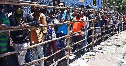 കറുത്ത ഷര്ട്ട് ധരിച്ചാല് പ്രവേശനം ഇല്ല; കനത്ത സുരക്ഷയില് ചെന്നൈയില് ഐപിഎല് മത്സരം