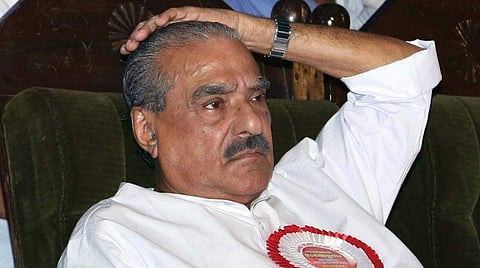 മാണിക്ക് കോടതിയുടെ രൂക്ഷ വിമര്ശനം; സ്പെഷ്യല് പ്രോസിക്ക്യൂട്ടര് ഹാജരായാല് ആകാശം ഇടിഞ്ഞ് വീഴുമോ?; ബാര് കോഴക്കേസ് പരിഗണിക്കുന്നത് മാറ്റി