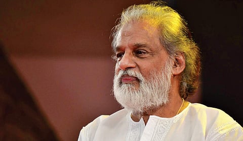 വീണ്ടും പുരസ്കാരം; സിനിമാ സംഗീതത്തില് ദാസേട്ടനൊപ്പമെത്തില്ല ആരും