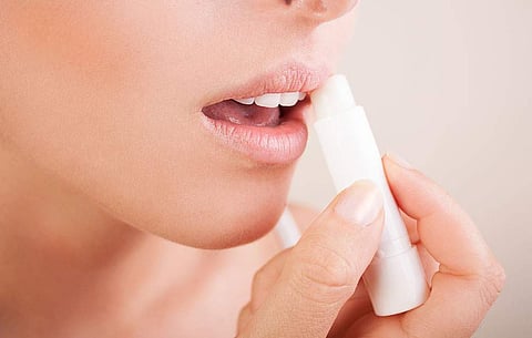 വേനലില് ചുണ്ടുകളെ സംരക്ഷിക്കാന് ചില എളുപ്പവഴികള്