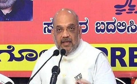 കര്ണാടക ബിജെപി ഒറ്റക്ക് ഭരിക്കും; സിദ്ധരാമയ്യ രണ്ടിടത്തും തോല്ക്കുമെന്ന് അമിത് ഷാ