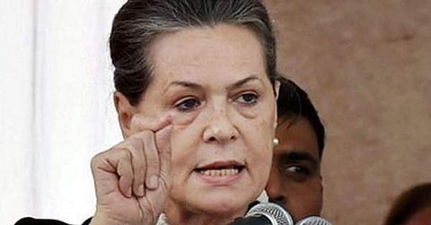 രാജ്യവ്യാപക പ്രതിഷേധവുമായി കോണ്ഗ്രസ്; നാളെ ജില്ലാടിസ്ഥാനത്തില് ധര്ണ