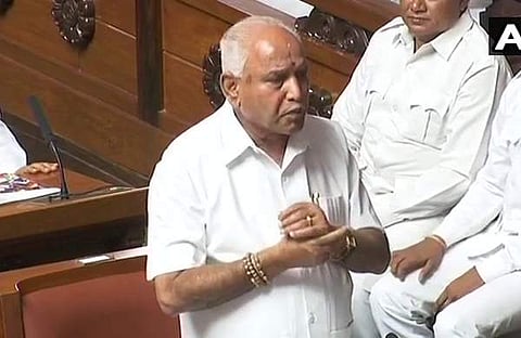 ദേശീയ ഗാനത്തിനിടെ യെദ്യൂരപ്പയും സംഘവും സഭയില്നിന്ന് ഇറങ്ങിപ്പോയി, ഇതാണവരുടെ മനോഭാവമെന്ന് രാഹുല്