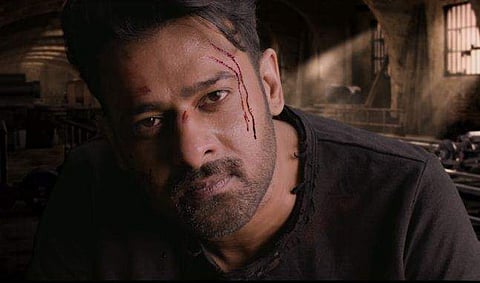 സഹോ: പ്രഭാസ് ചിത്രത്തിലെ ഒരൊറ്റ സീനിനു വേണ്ടി തകര്ത്തത് 37 കാറുകളും 5 ട്രക്കുകളും