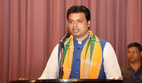 പിണറായി മണിക് സര്ക്കാരിന്റെ വഴിയില്: ബിപ്ലബ് കുമാര് ദേബ്