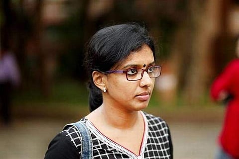 'ചളിയും വളിപ്പ് കോമഡിയുമാണെങ്കില് ലക്ഷക്കണക്കിന് ലൈക്കും ഷെയറും: ഉപകാരമുള്ള കാര്യം പറഞ്ഞാല് തിരിഞ്ഞ് നോക്കില്ല'