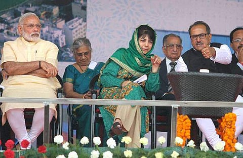 ബിജെപി പിന്തുണ പിന്വലിച്ചു; മെഹബൂബ സര്ക്കാര് വീണു, കശ്മീര് രാഷ്ട്രപതി ഭരണത്തിലേക്ക്