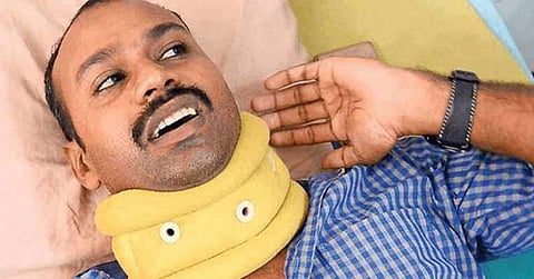 ഗവാസ്കറിനെ കള്ളക്കേസില് കുടുക്കാന് നീക്കം; ജാതിപ്പേരില് ജാമ്യമില്ല വകുപ്പ് ചുമത്താന് ക്രൈംബ്രാഞ്ച്