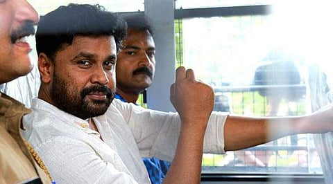 പ്രതിഭാഗത്തിന്റെ തുടര് ഹര്ജികളാണ് തടസ്സം ; നടിയെ ആക്രമിച്ച കേസില് വിചാരണ വേഗത്തിലാക്കാന് തയ്യാറെന്ന് കോടതി