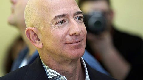 സമ്പാദ്യം 15000 കോടി ഡോളര് കടന്നു; ചരിത്രത്തിലെ ഏറ്റവും വലിയ സമ്പന്നനായി ജെഫ് ബെസോസ്