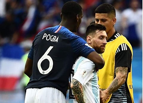 മെസി ഉണ്ടെങ്കിലും ഇല്ലെങ്കിലും, നമ്മള് ഇന്ന് അവരെ കൊല്ലും; പോഗ്ബെയുടെ ഡ്രസിങ് റൂം പ്രസംഗം