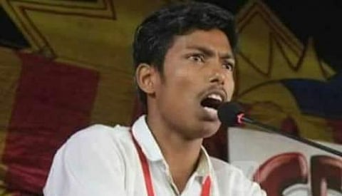 ഓടിയെത്താന് അഭിമന്യു ഇനിയില്ല; ഉള്ളുനുറുങ്ങി സഹോദരി കൗസല്യ