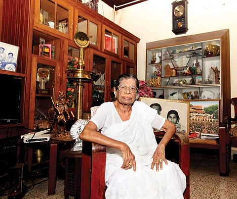 'ദിലീപോ, അടിയെടാ അവനെ'; നൂറാം പിറന്നാളിലും സമരവീര്യം ചോരാതെ ഗൗരിയമ്മ