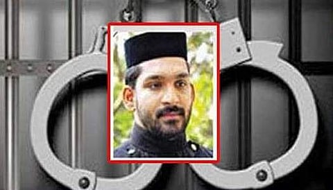 കുമ്പസാരരഹസ്യം വെളിപ്പെടുത്തി വീട്ടമ്മയെ പീഡിപ്പിച്ച കേസില് ഫാദര് ജോണ്സണ് വി മാത്യുവിന് ജാമ്യം